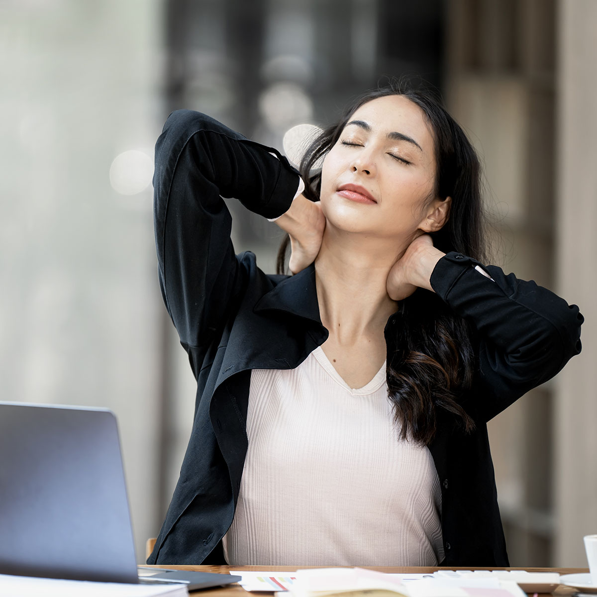 Office syndrome concept. Beautiful asian businesswoman feeling p